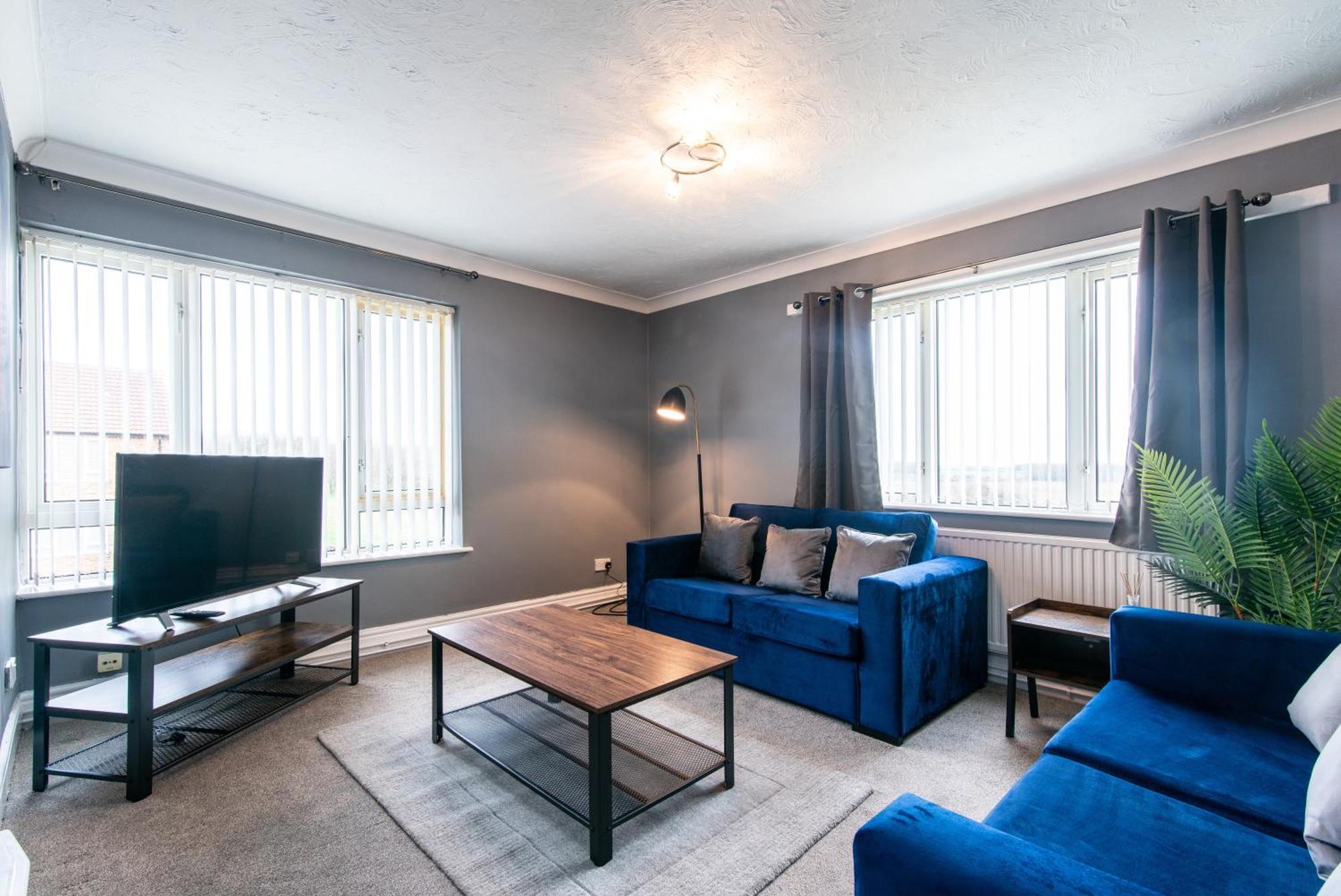 3 Bed Apartment - Perfect For Contractors Near Liverpool Airport Hale  Extérieur photo